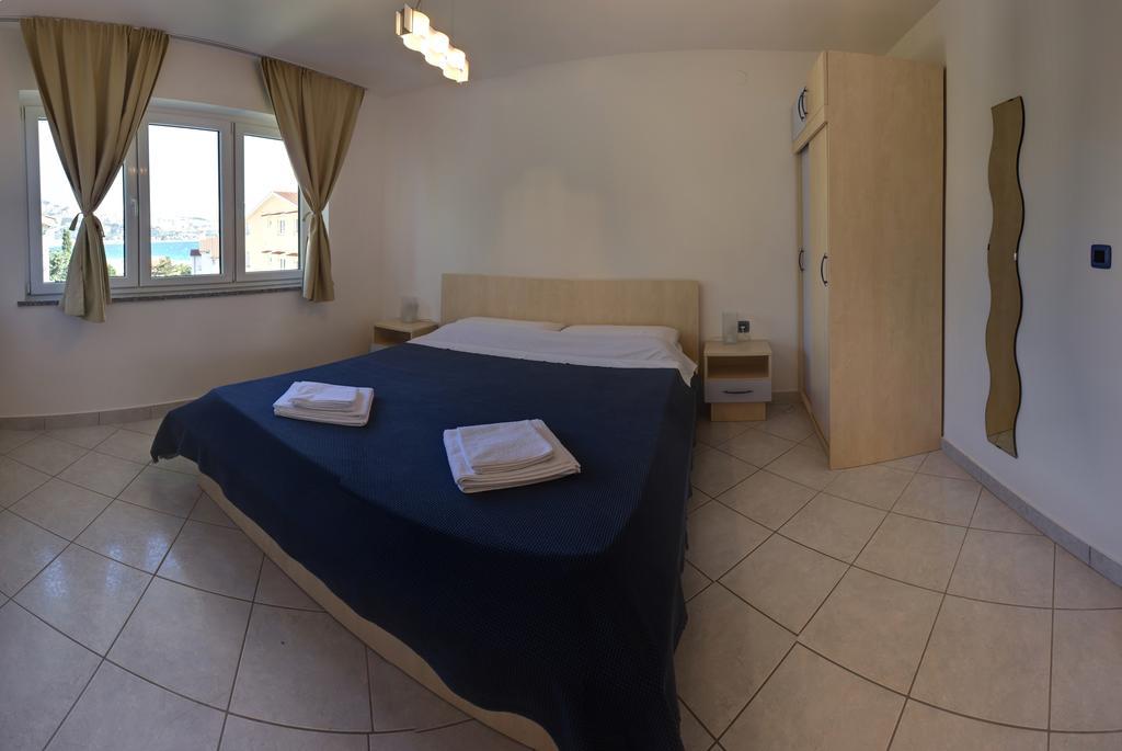 Vis A Vis Apartments บัชกา ภายนอก รูปภาพ