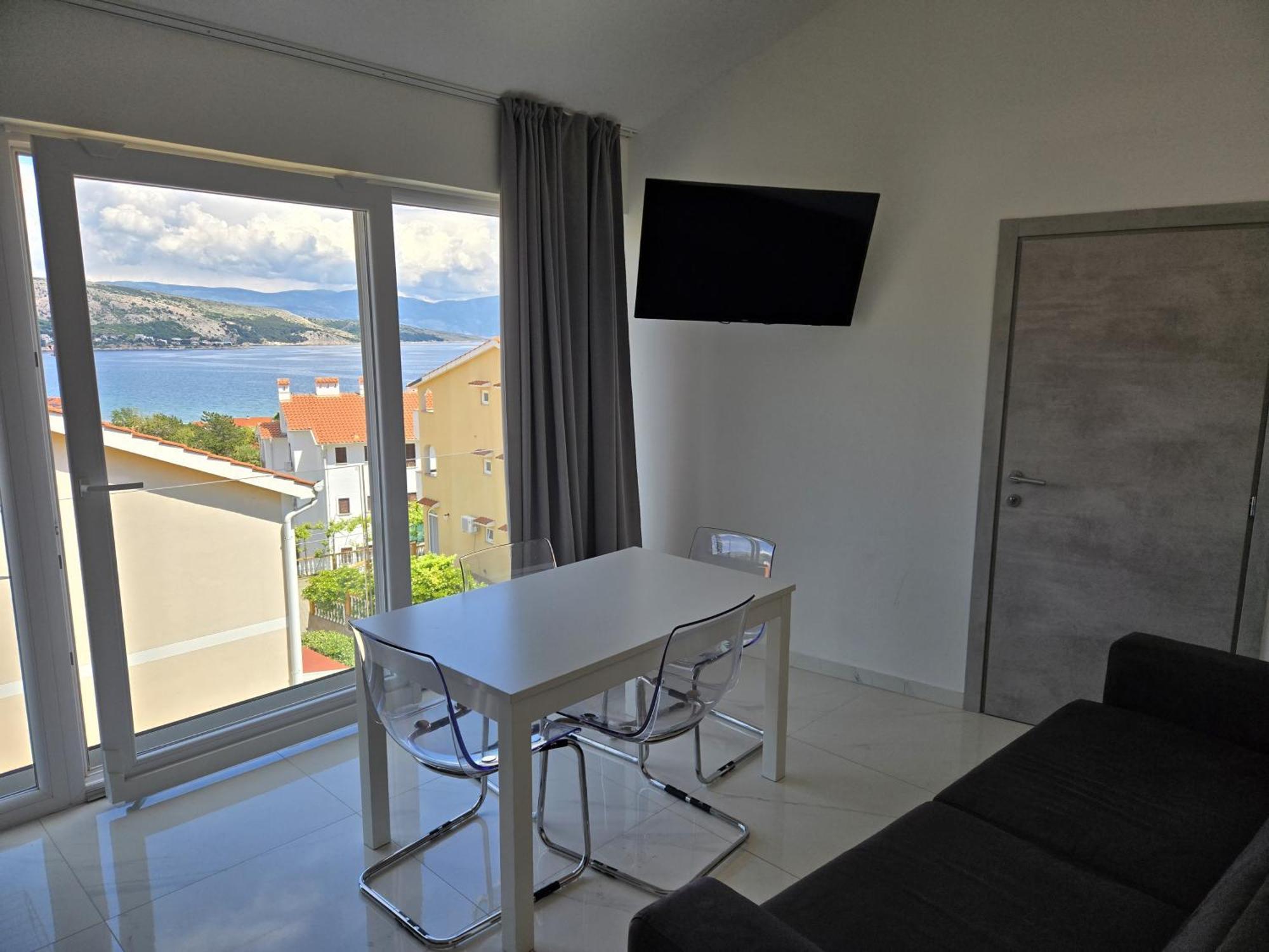 Vis A Vis Apartments บัชกา ภายนอก รูปภาพ